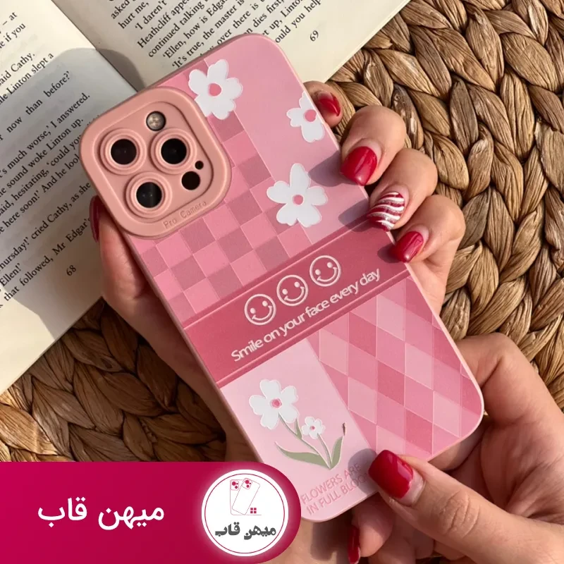 قاب موبایل آیفون سری لبخند صورتی چهارخونه محافظ لنزدار