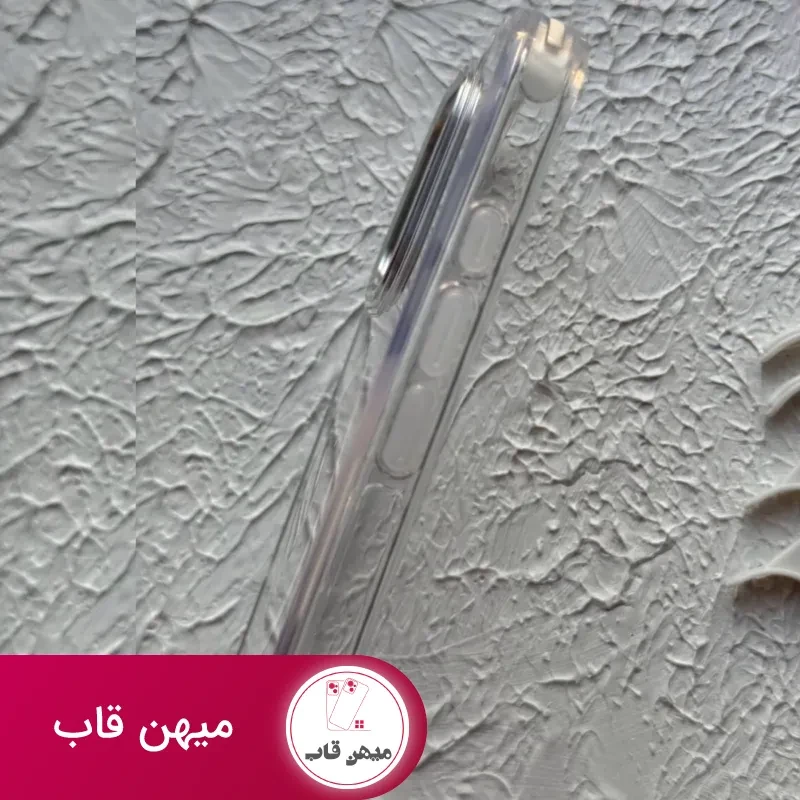 قاب آیفون شفاف آویز دار پرو کمرا