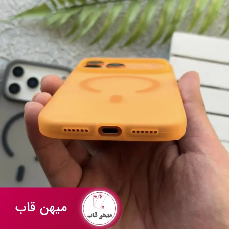 قاب سیلیکونی مات مگسیف دار