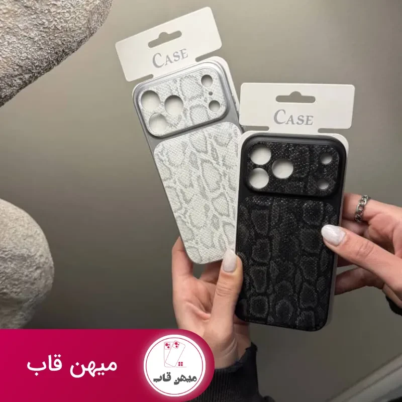 قاب طرح پوست مار پایتون به همراه محافظ دور لنز آیفون