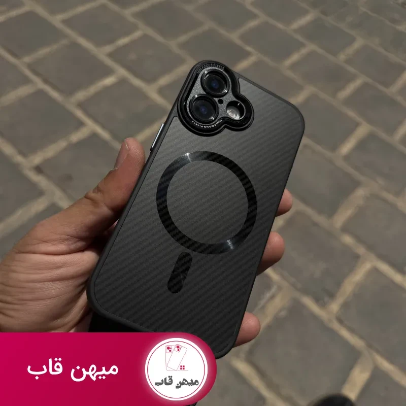 قاب گوشی magsafe pro carbon