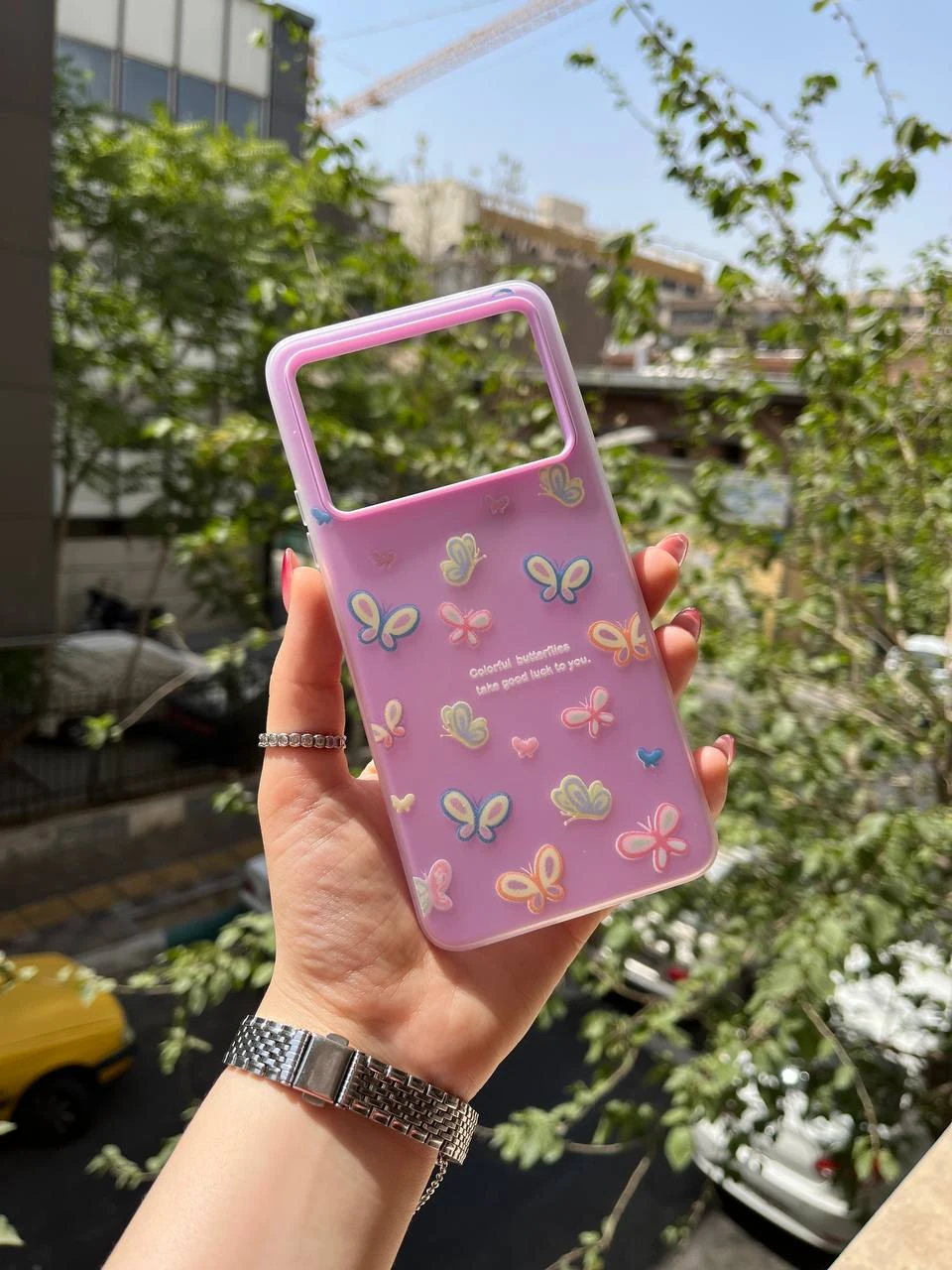 قاب دوتیکه پاستیلی colorful butterflies