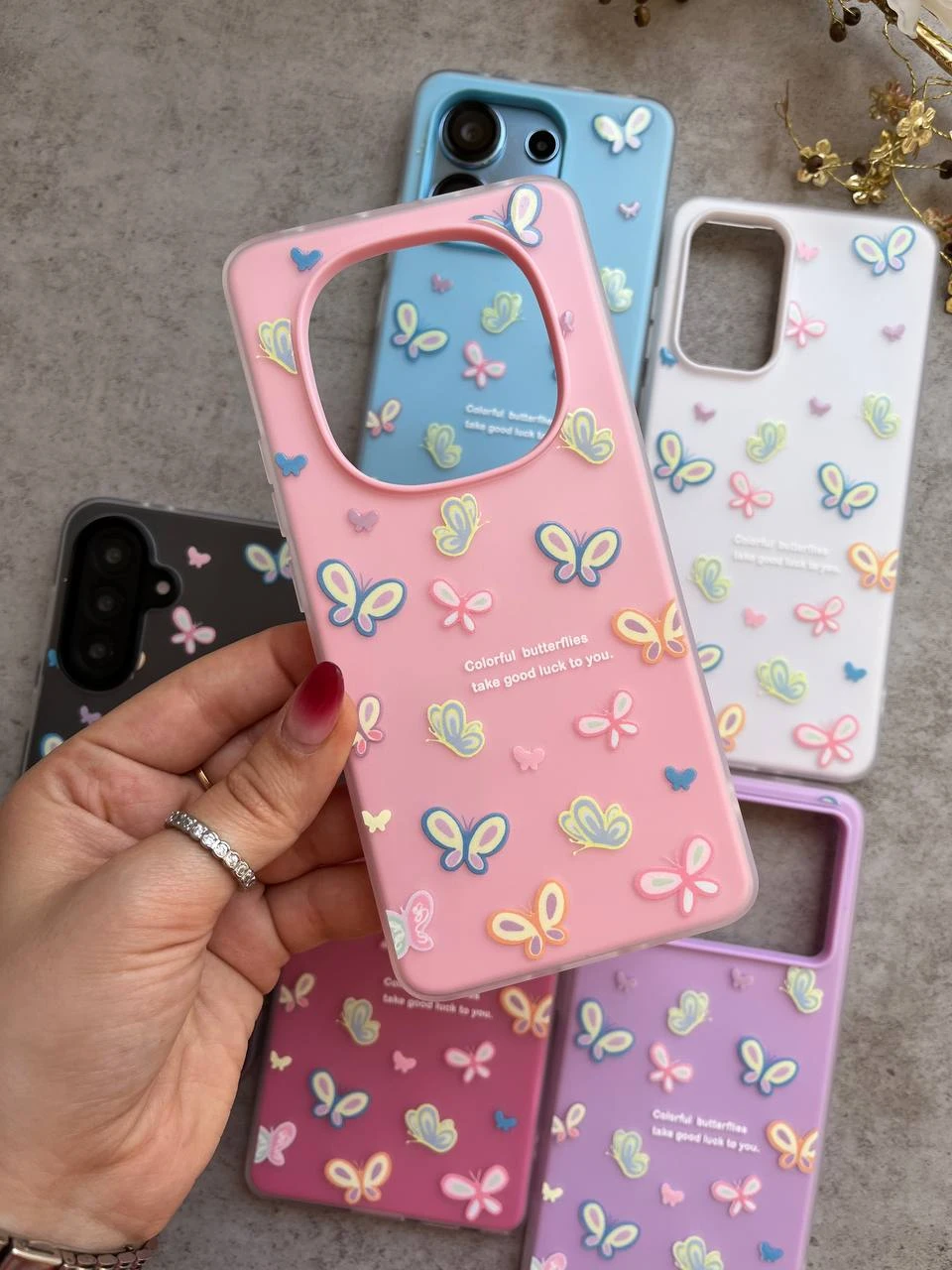 قاب دوتیکه پاستیلی colorful butterflies